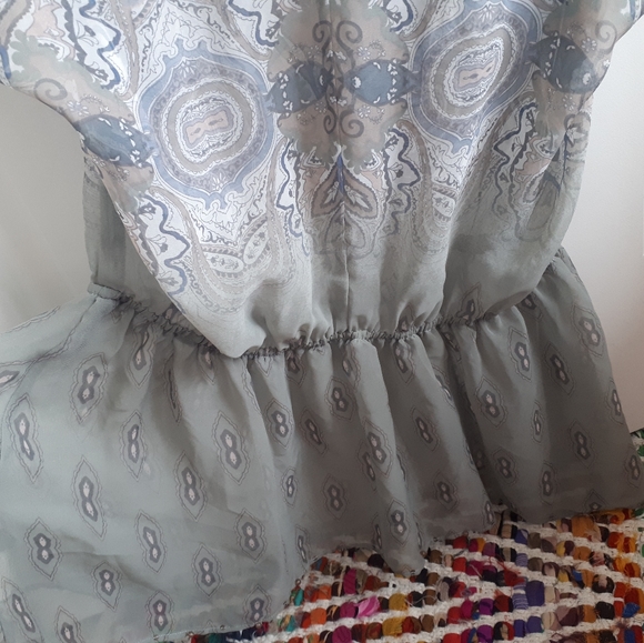 XS flowy free people tunic - Picture 9 of 11